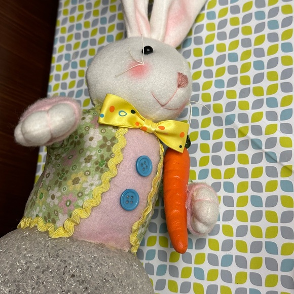 Home interiors Easter lighted Bunny - Picture 9 of 11